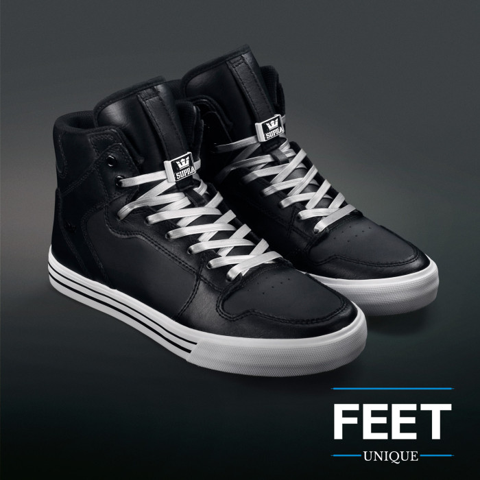 Flat Silver Leather Shoelaces ← Stunning laces for your sneakers